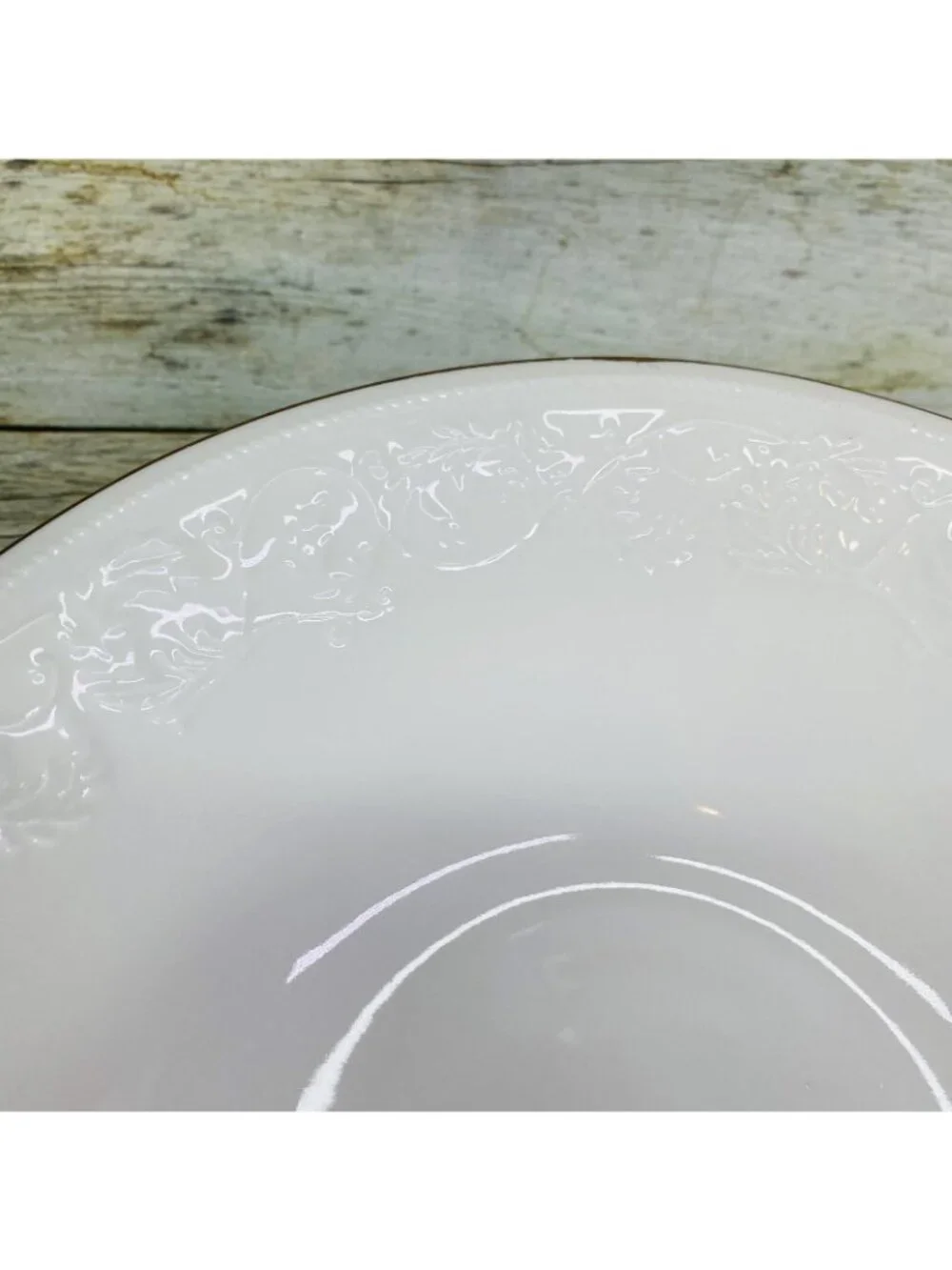 Farberware CALAIS 4173 Embossed Scroll Rope Leaf Gold Trim Rim 9.5